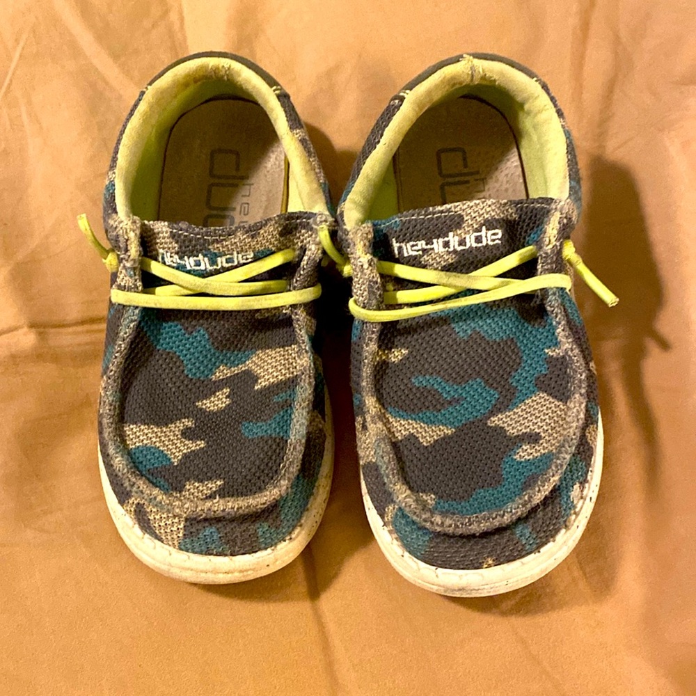 Boys Hey Dude size 13 camo